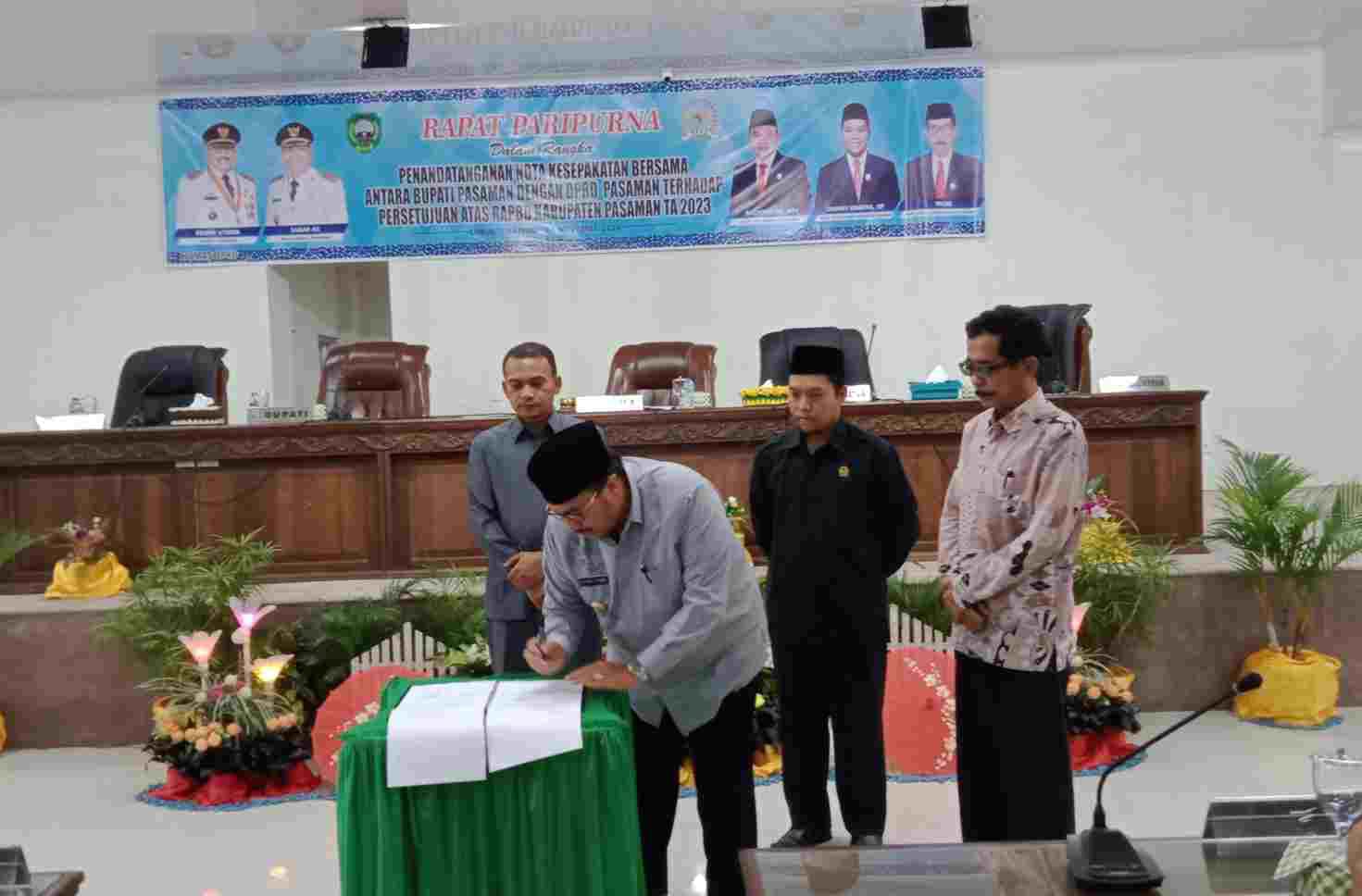 Nota Kesepakatan RAPBD Tahun Anggaran 2023 ditanda tangani Bupati dan DPRD Pasaman